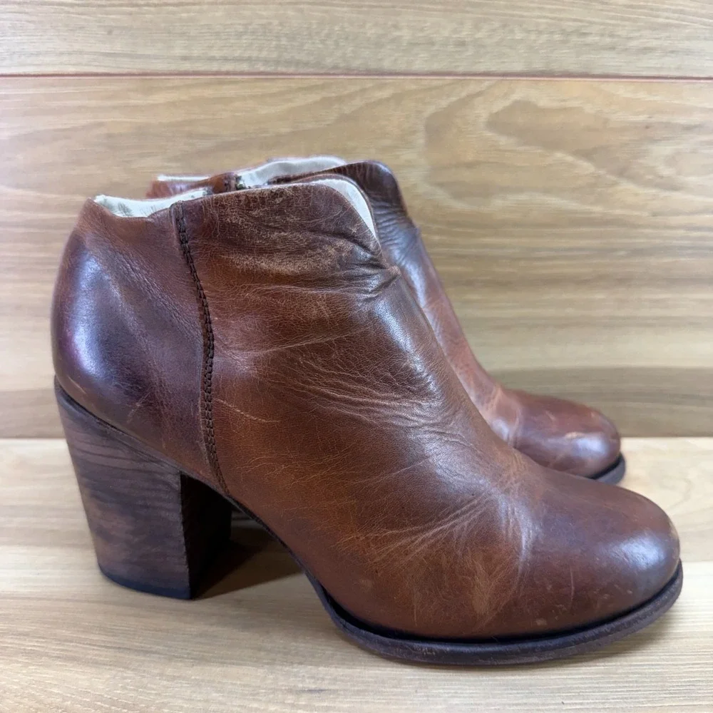 FREEBIRD Darius Bootie Brown Leather 9 Stacked Heel Zip Boho Festival Chic